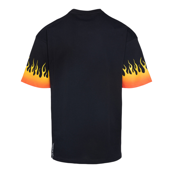 T-shirt nera con stampa fiamme su maniche                                                                                                              davanti