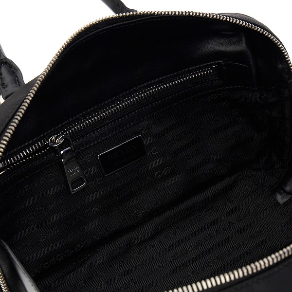 Re-Nylon small duffle bag Prada | Ratti Boutique