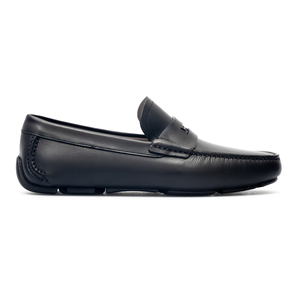 Classic black loafers                                                                                                                                 Salvatore Ferragamo 745444 front
