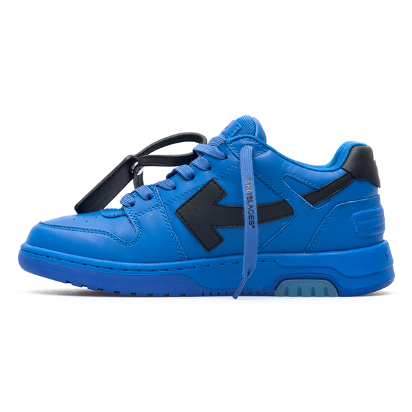 Sneakers blu con freccia                                                                                                                               davanti