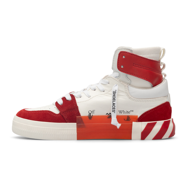 Sneakers bianche e rosse con freccia                                                                                                                   davanti