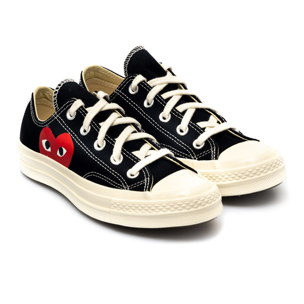 Black canvas sneakers with heart Comme Des Garcons Play Converse | Ratti  Boutique