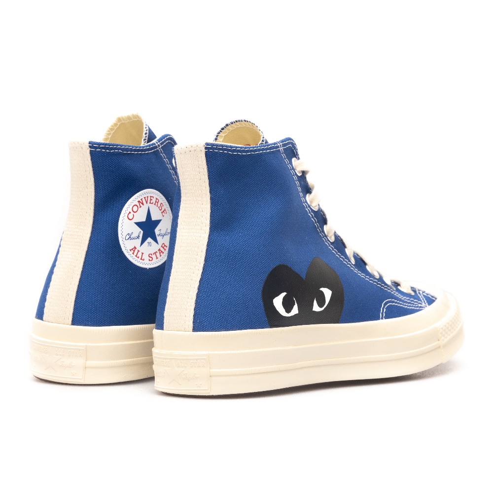 Other blue sneakers with heart Comme Des Garcons Play Converse | Ratti  Boutique